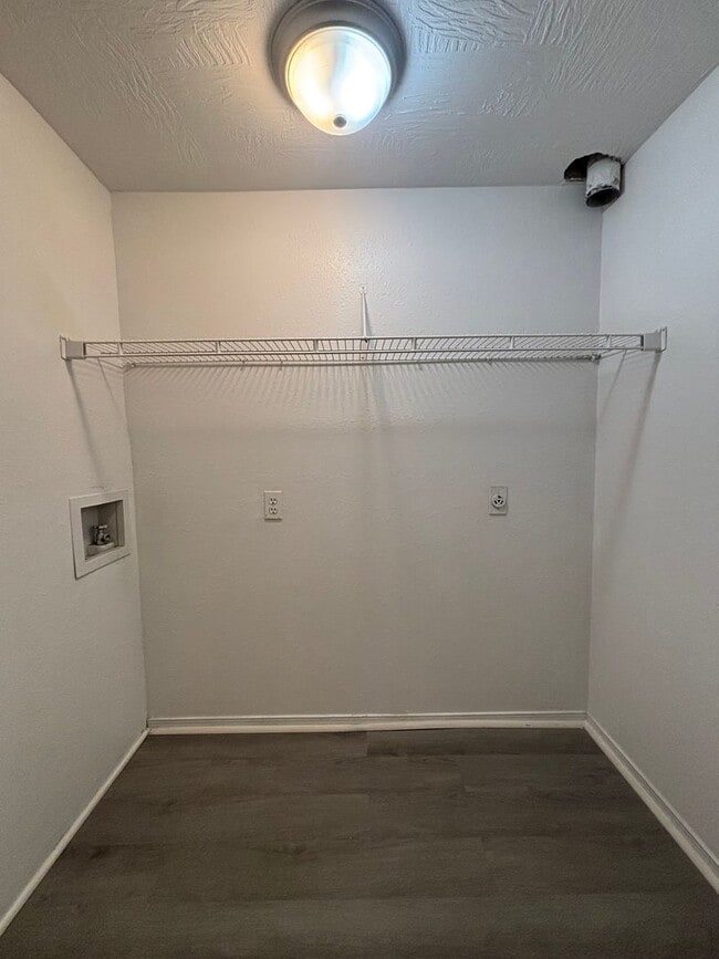 Building Photo - Come see this 3 bedroom 2 bathroom Recentl...