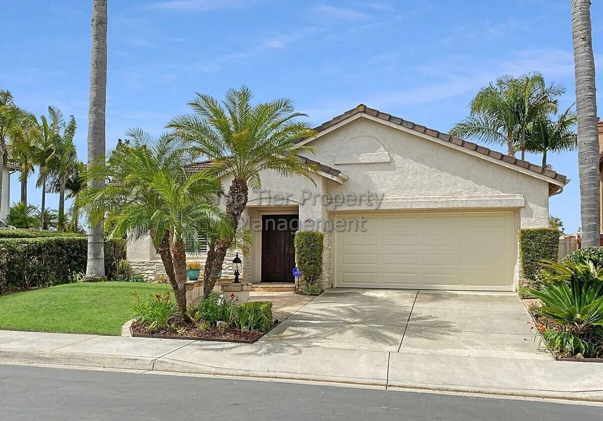 Primary Photo - **Beautiful Single-Story 3 bed / 2 bath Ho...