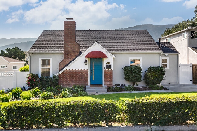 Building Photo - 3422 Community Ave