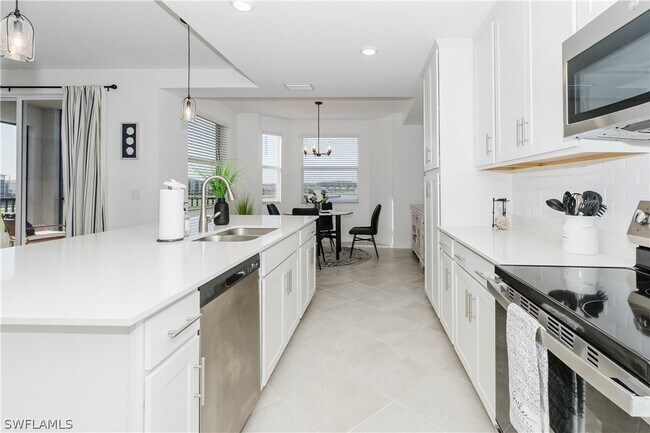 Foto del edificio - 5583 Double Eagle Cir