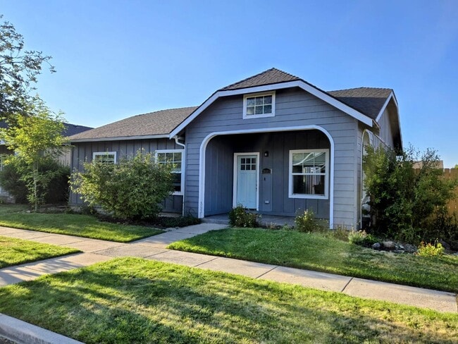 Foto del edificio - 20688 White Dove Ln