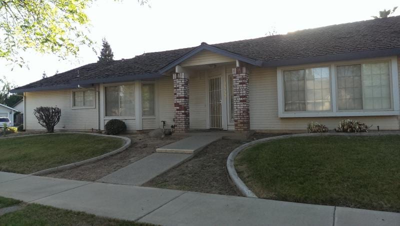 Primary Photo - 3559 Joerg Ave
