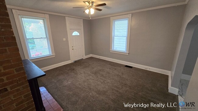 Foto del edificio - Spacious 3 Bedroom 1.5 Bath House in Price...