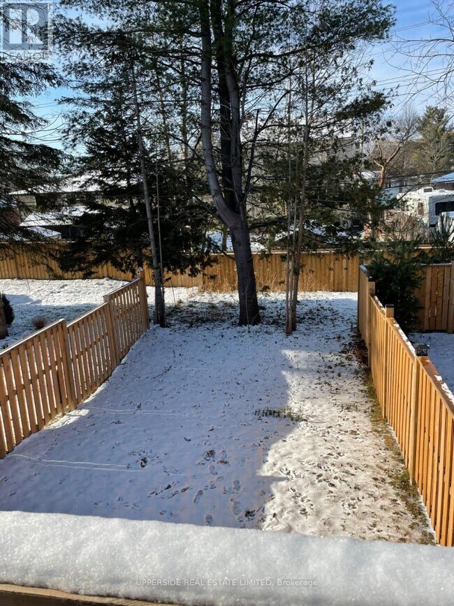 Photo du bâtiment - 32 Greenwood Dr