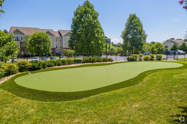 Golf - Lovell Crossing Apartments