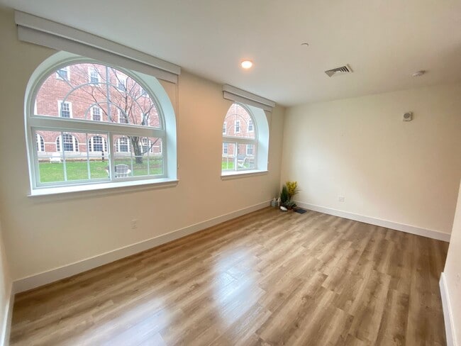Interior Photo - One Park Apartments