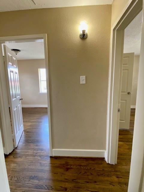 Building Photo - 7622 Pecan Villas Dr