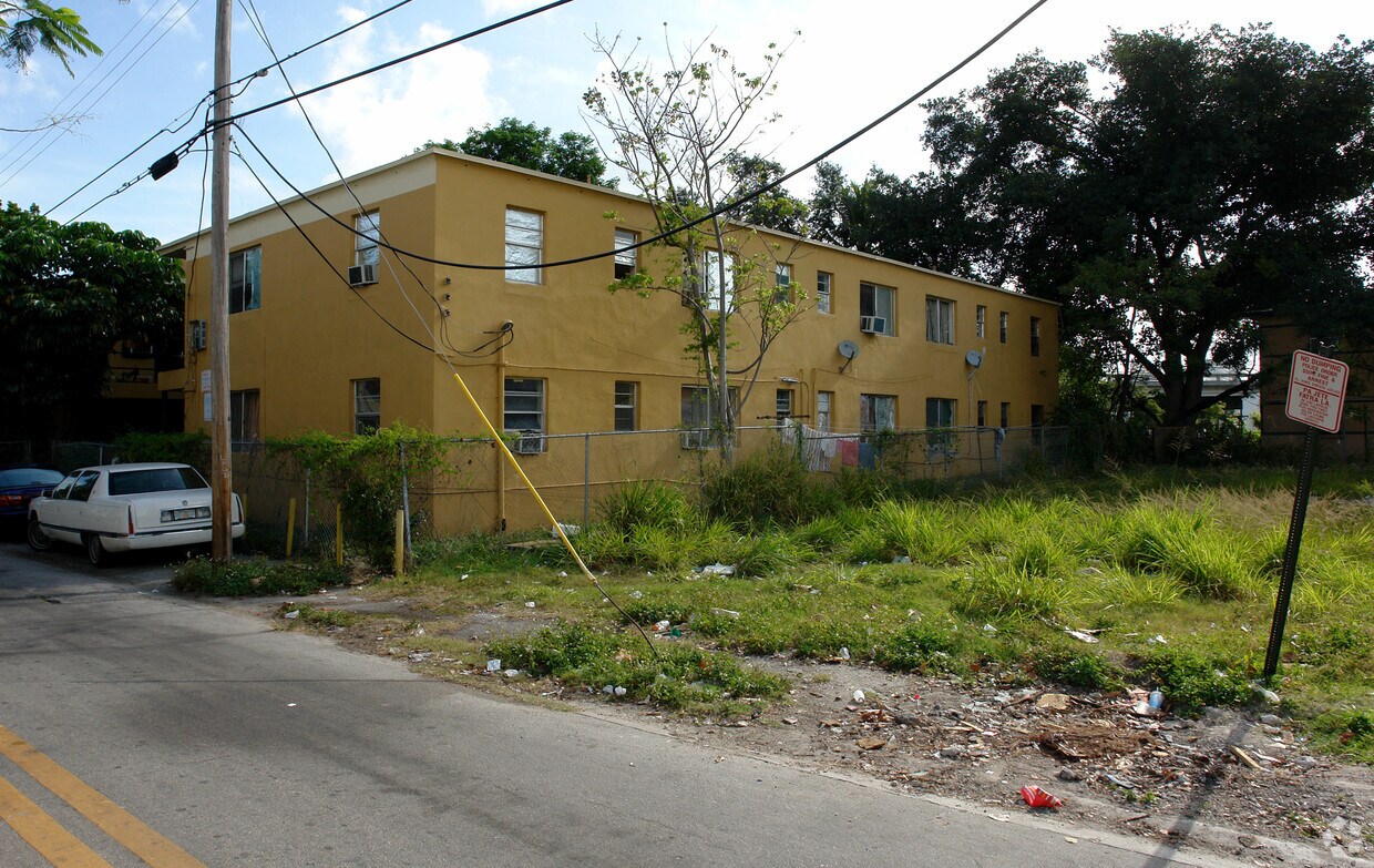 Primary Photo - 1311-1317 NW 2 Ave