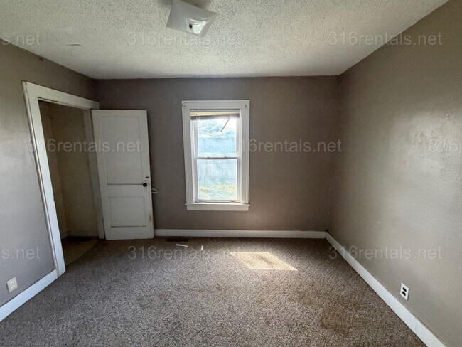 Building Photo - 511 S Magnolia St
