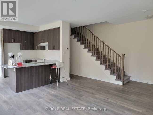 Building Photo - 40-40 Knotsberry Cir