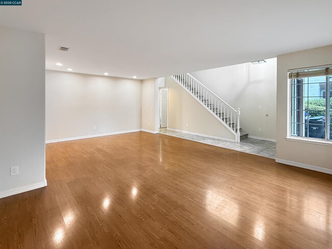 Foto del edificio - 3729 Rose Rock Cir