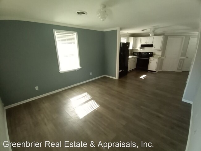 Building Photo - 3 br, 1.5 bath House - 100 Welch Lane