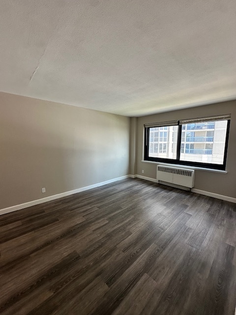 Building Photo - 1646 N Prospect Ave