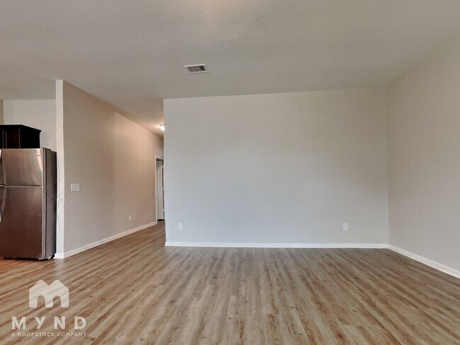 Foto del edificio - 1033 Water Oak Ln