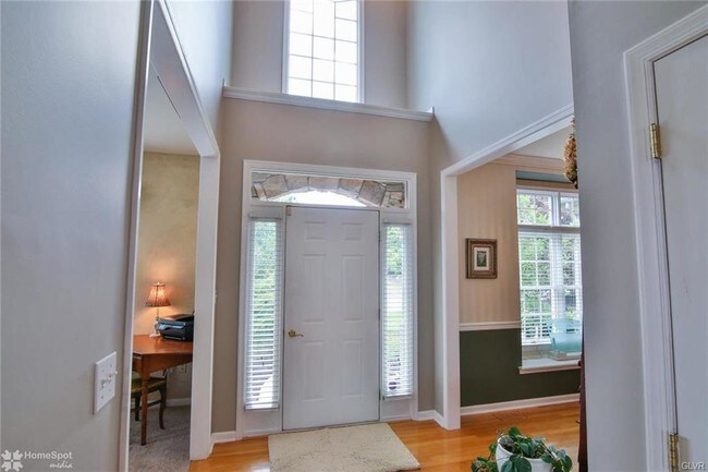 Building Photo - 6270 Whitetail Dr