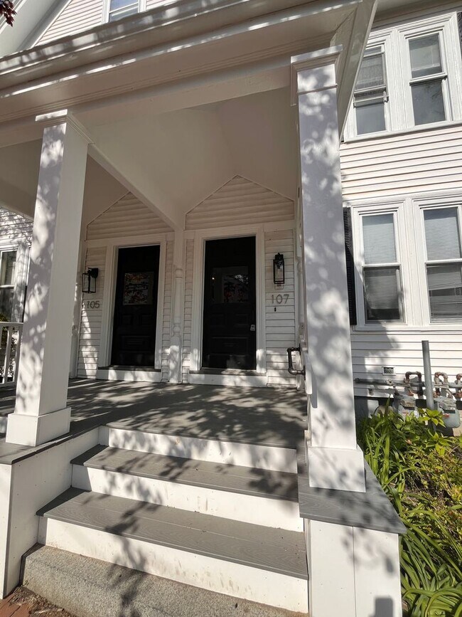 Foto del edificio - 105-107 Richards