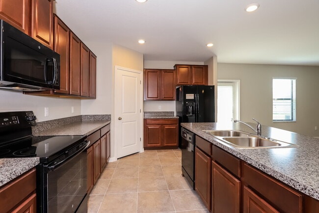 Foto del edificio - 13903 Arbor Pines Dr