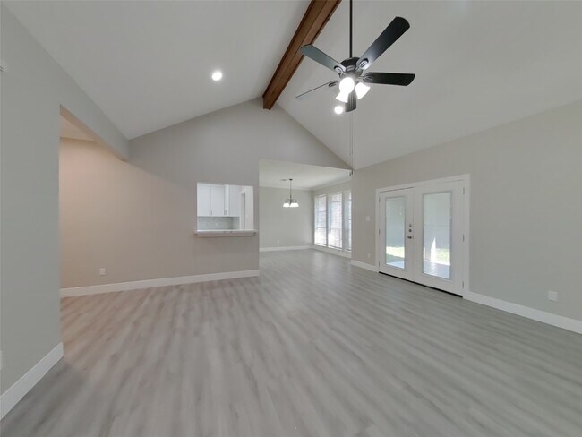 Building Photo - 7411 Las Brisas Dr
