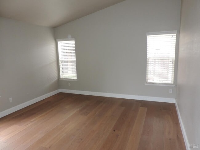 Building Photo - 4150 Manchester Dr