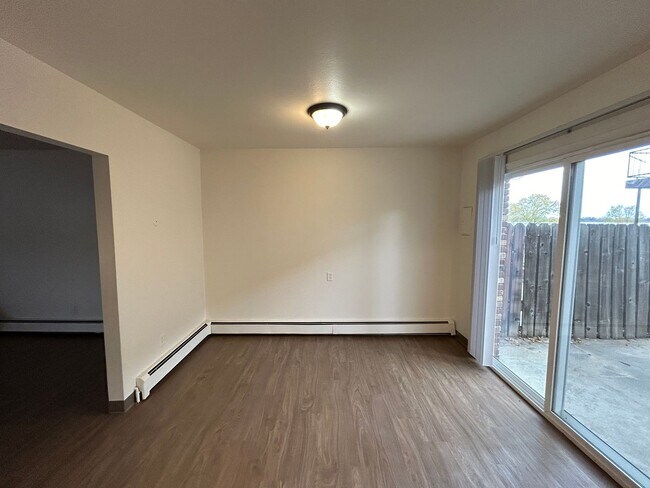 Foto del edificio - Charming Loveland Home with Lake Views