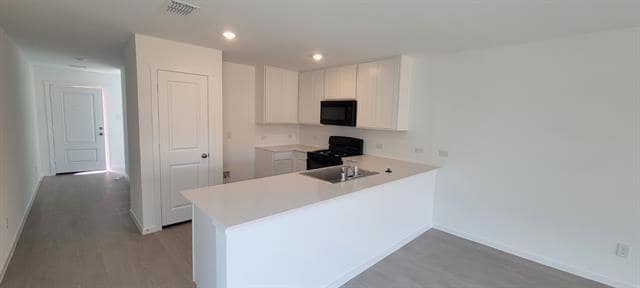 Foto del edificio - 915 Ponderosa Ln