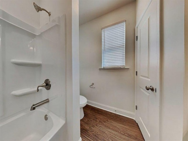 Building Photo - 6230 Bridlewood Ln