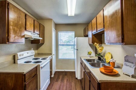 Foto del edificio - Village Creek Apartments