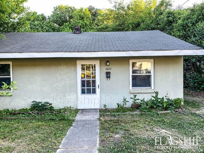Building Photo - 1527 Sunrise Ave
