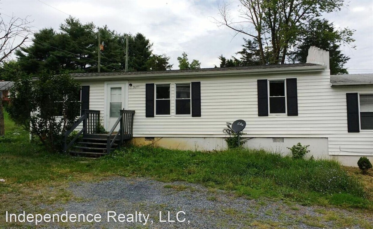 Primary Photo - 3 br, 2 bath House - 26177 Old Valley Pike