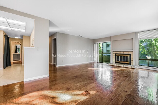 Building Photo - 820 Sea Spray Ln