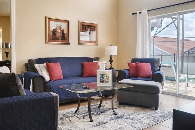 Foto del edificio - 525 Paloma Dr