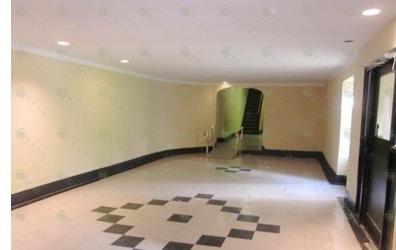 Foto del edificio - 9725 64th Ave