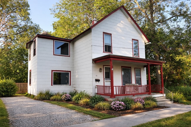 Building Photo - 31 Marble Ave