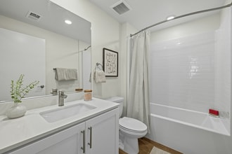 Townhome- Master bath.jpg - Boulders Menifee