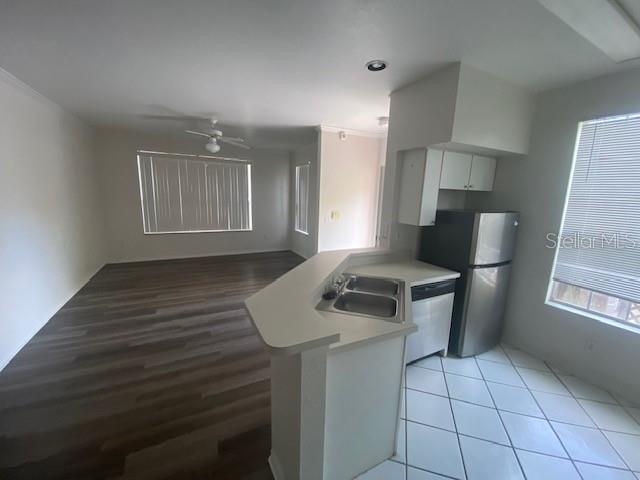 Building Photo - 9366 Lake Chase Island Way
