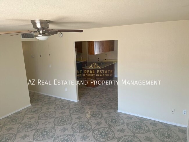 Foto del edificio - 2212 N 54th Ln