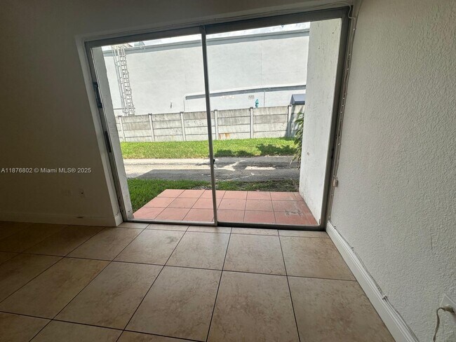 Foto del edificio - 7215 SW 94th Pl