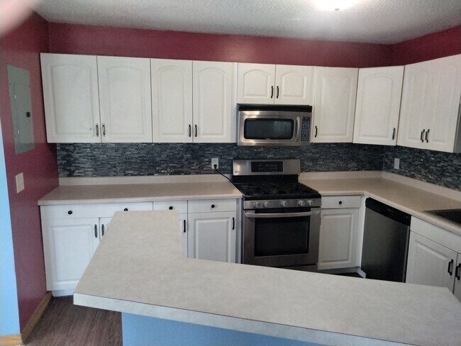 Foto del edificio - 7404 72nd Ln N