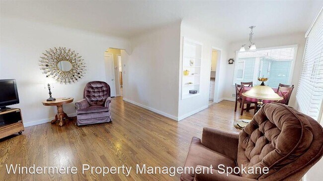 Building Photo - 2 br, 1 bath House - 2323 W. Garland Ave.