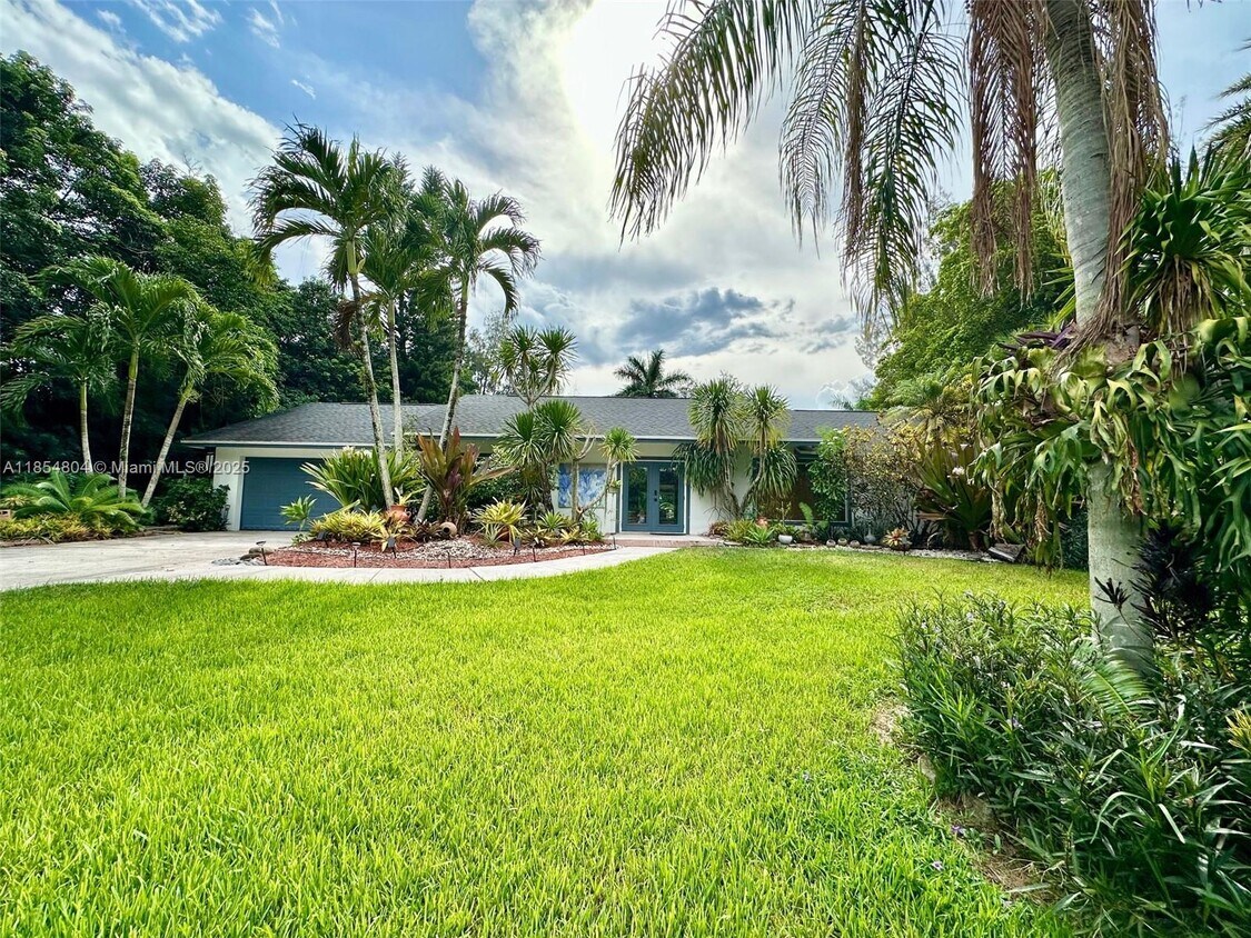 Foto principal - 4301 SW 101st Ave