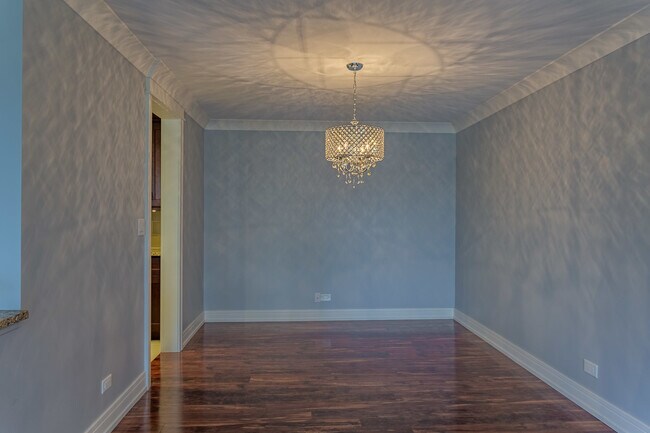 Foto del edificio - 1615 E Central Rd