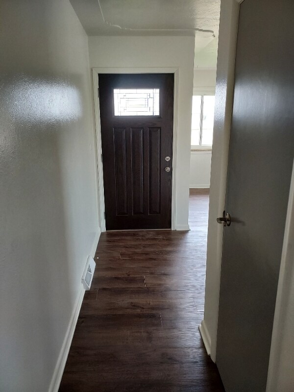 Foto del edificio - 26115 County Rd S