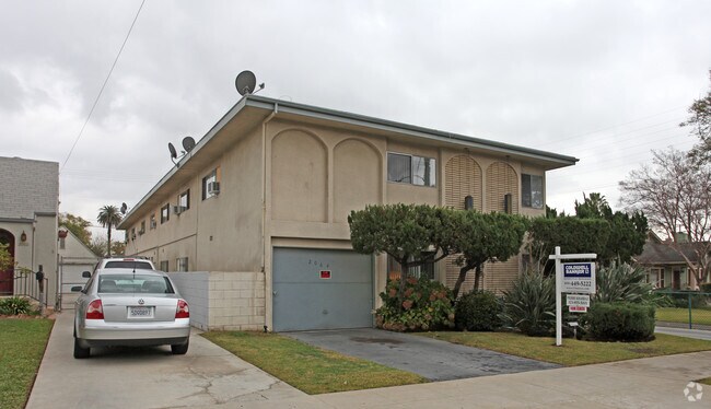 Building Photo - 2064 Meridian Ave