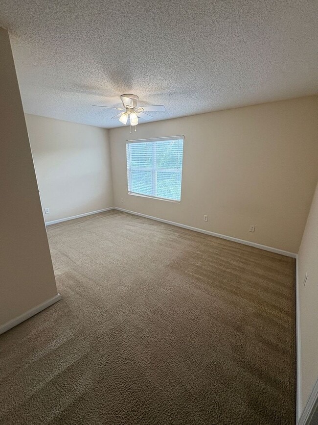 Foto del edificio - BRIDGEWATER HOME! PRE-LEASING FOR AUGUST 1 2026! 1/2 Off Deposit!