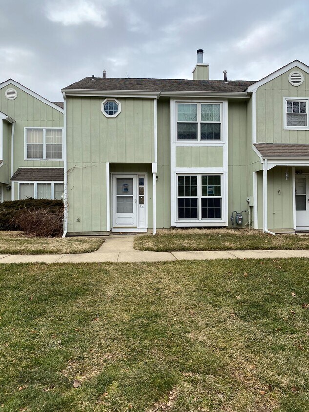 24 Pond View Dr, Plainsboro Center, NJ 08536 Townhome Rentals in