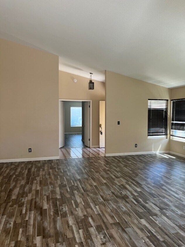Foto principal - Spacious Sparks Beauty! Close to Everything!