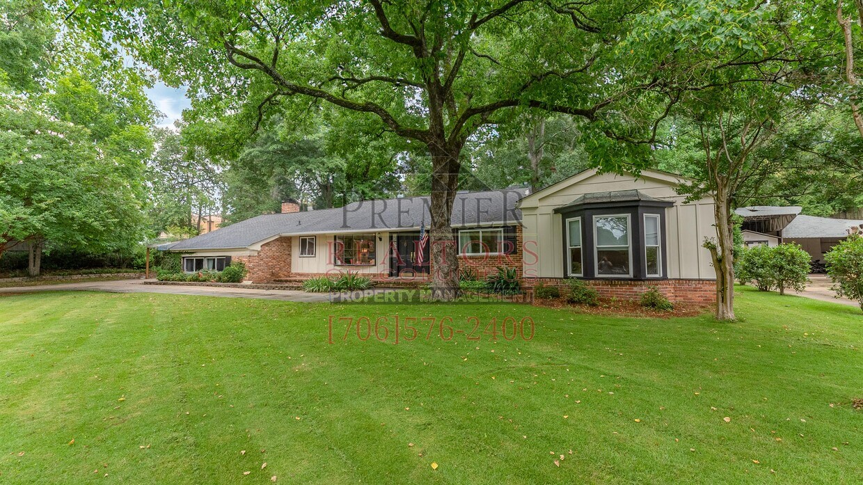 Foto principal - 3520 Algonquin Dr