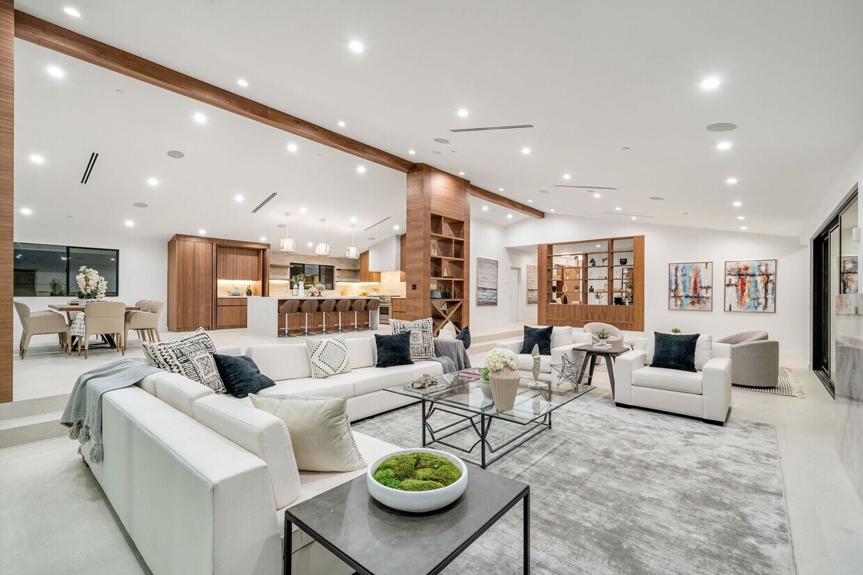 Foto principal - 16110 Clear Oak Dr