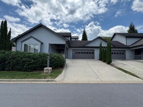 Building Photo - 409 Kyfields