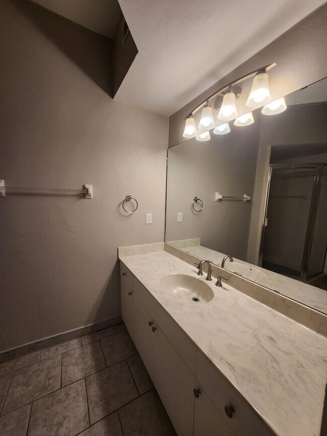 Foto del edificio - Move in Ready in NW Gainesville!